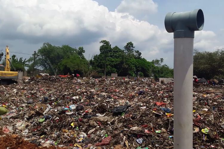 Tumpukan sampah di Kabupaten Bogor mencapai 2.850 ton per-hari, Sabtu (22/6/2019).