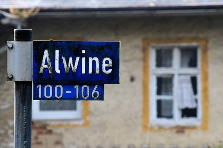 Desa Alwine yang ada di negara bagian Brandenburg, Jerman terjual lewat lelang seharga 140.000 Euro.