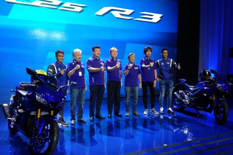 Yamaha memperkenalkan R25 dan R3 terbaru