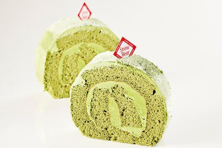 Kue Matcha Roll.