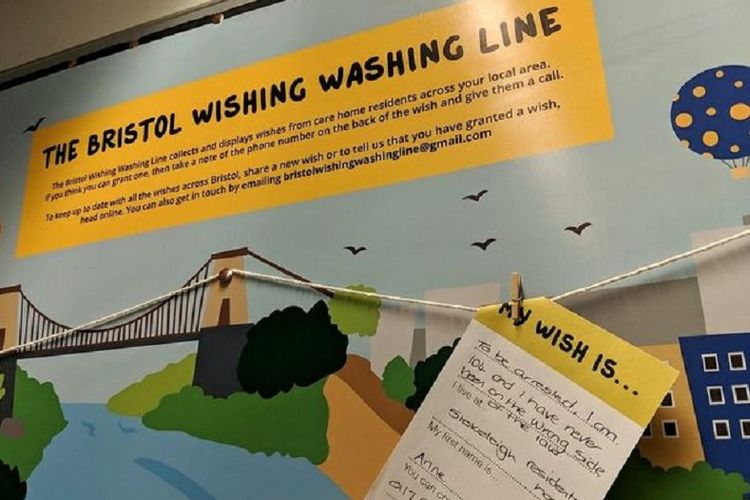 Program Wishing Washing Line yang ditujukan untuk mengabulkan keinginan para warga lanjut usia.
