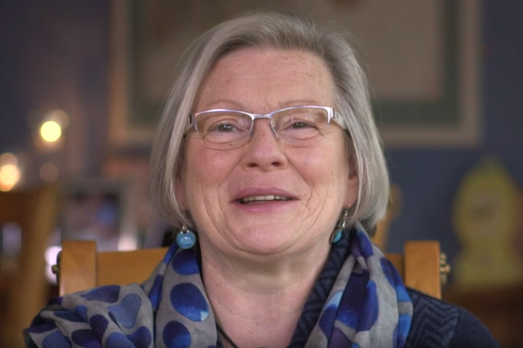 Joy Milne dapat mencium bau para penderita Parkinson