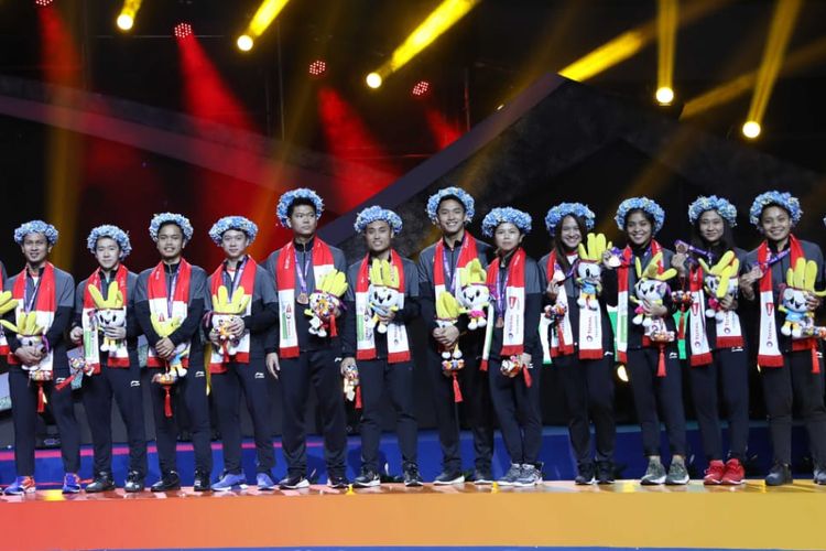 Beberapa pemain dari tim bulu tangkis Indonesia pada Piala Sudirman 2019.