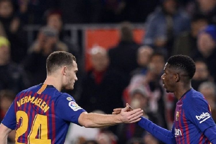 Ousmane Dembele merayakan golnya bersama Thomas Vermaelen pada pertandingan Barcelona vs Leganes di Stadion Camp Nou dalam lanjutan La Liga Spanyol, 20 Januari 2019. 