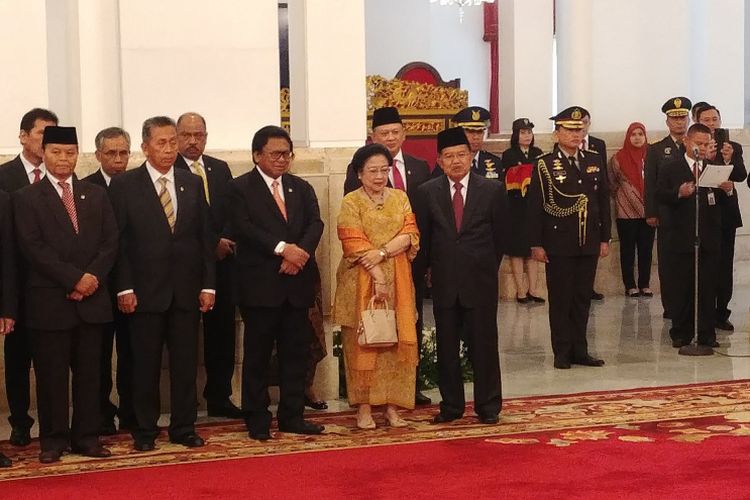 Ketua Umum DPP PDI-P menghadiri pelantikan menteri dan pejabat setingkat menteri di Istana, Rabu (17/1/2018).