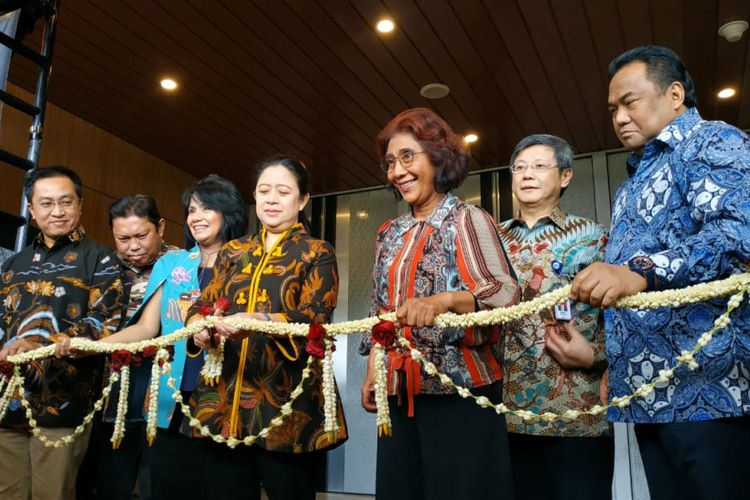 Menteri Koordinator Pembangunan Manusia dan Kebudayaan (PMK) Puan Maharani secara resmi membuka Bazar Buku Big Bad Wolf (BBW) Jakarta 2019.