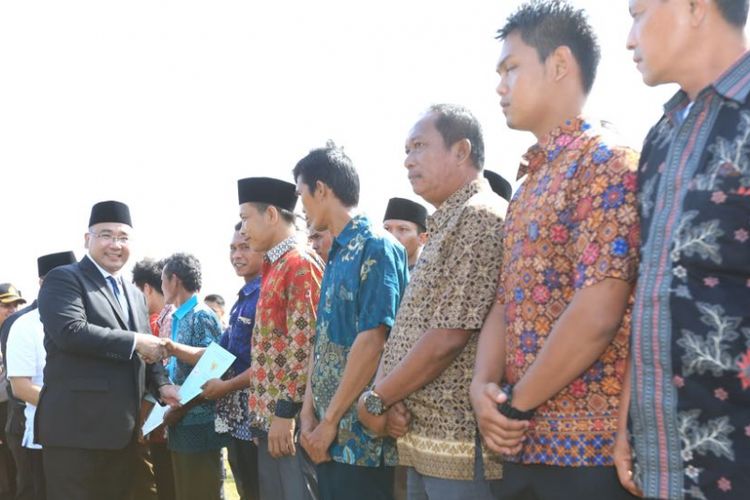 Menteri Desa, Pembangunan Daerah Tertinggal, dan Transmigrasi (Mendes PDTT) Eko Putro Sandjojo mengajak seluruh masyarakat Bengkulu untuk bersama-sama membangun desa agar lebih maju dan berkembang.
