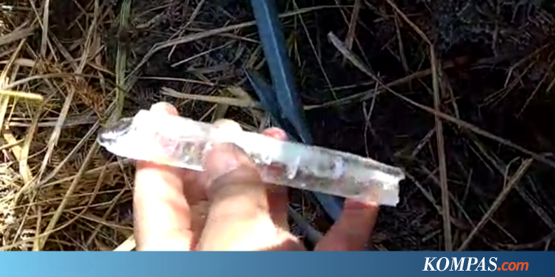 Cuaca Ekstrem Air Dalam Selang Di Gunung Bromo Jadi Es Kompas Com