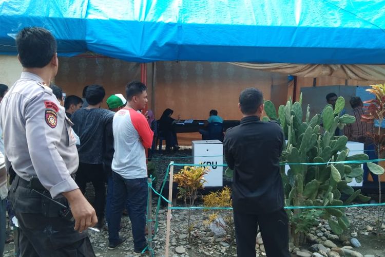 Pelaksanaan PSU di TPS 10 desa Jalajja, kecamatan Burau, Luwu Timur berjalan lancar, aman dan kondusif, Sabtu (27/04/2019)