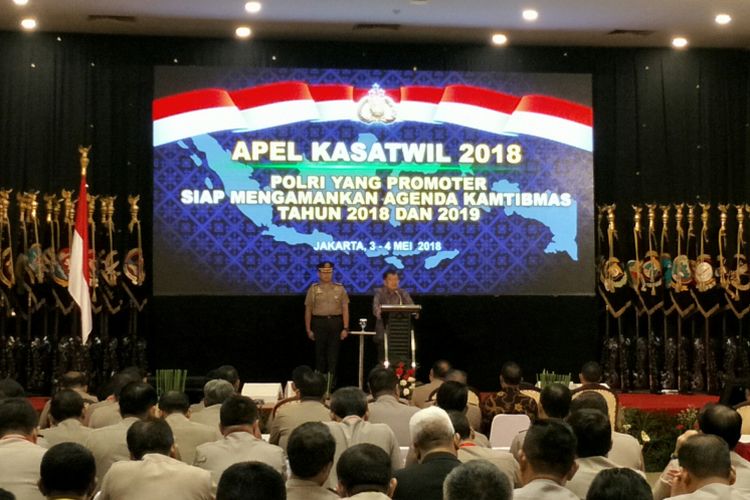 Wakil Presiden RI Jusuf Kalla ketika hadir dalam Apel Kasatwil Polri 2018 di Perguruan Tinggi Ilmu Kepolisian (PTIK) Jakarta, Jumat (4/5/2018). 
