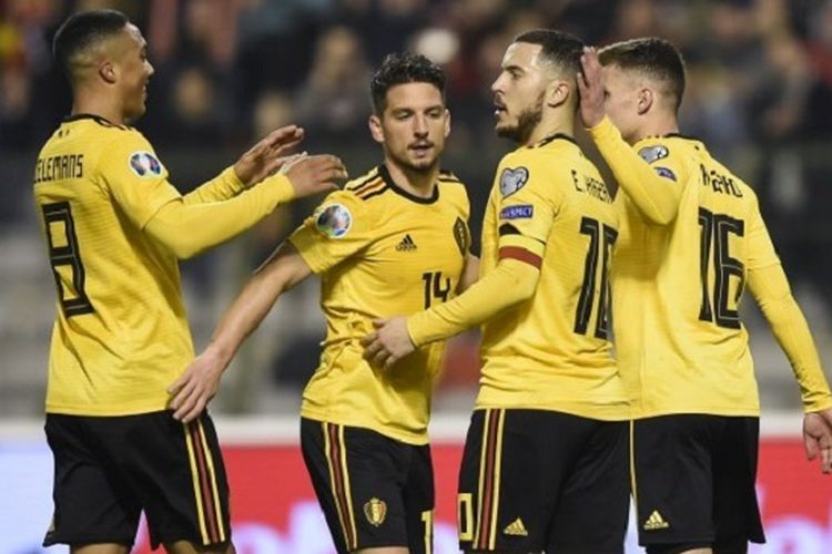 Eden Hazard merayakan gol bersama rekan-rekannya pada pertandingan Belgia vs Rusia di Stadion Roi Baudouin dalam babak kualifikasi Piala Eropa 2020, 21 Maret 2019. 