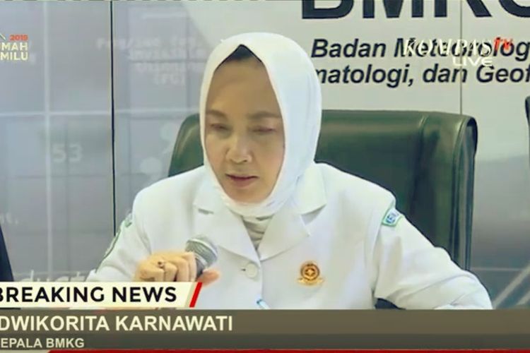 Dwikorita Karnawati, Kepala BMKG, dalam konferensi pers pada Minggu (23/12/2018)/ 