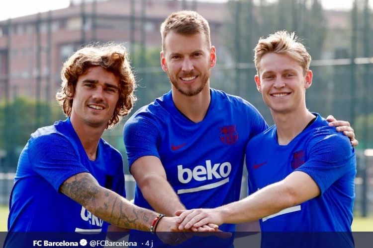 Antoine Griezmann dan Frenkie De Jong nampak sudah berlatih dengan Barcelona.