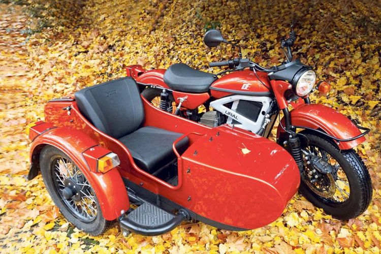 Sepeda motor Ural menghadiran konsep motor listrik 