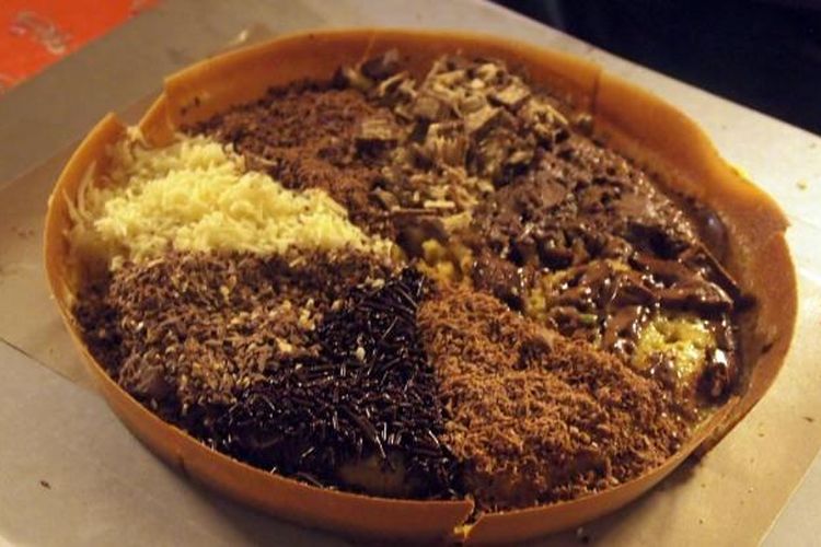 Martabak delapan rasa yang jadi andalan Markobar