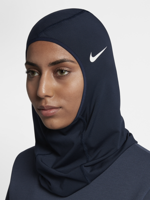 Nike Pro Hijab