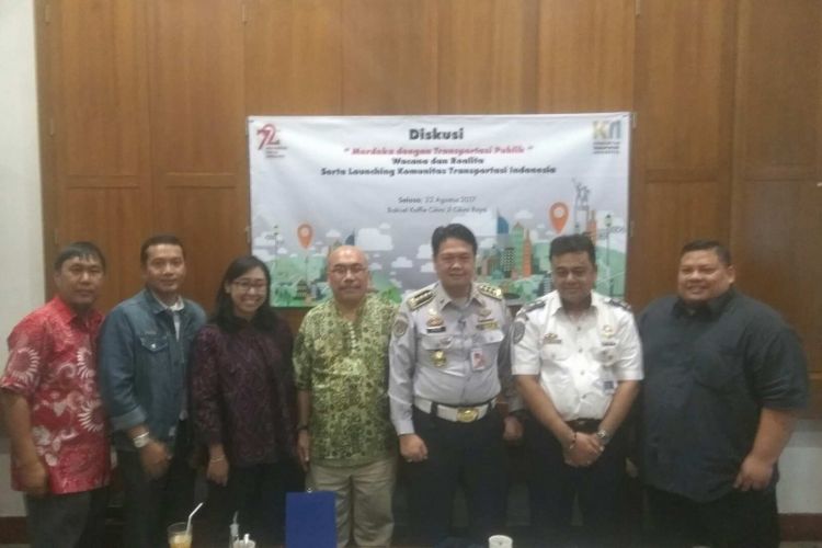 Peluncuran aplikasi Komunitas Transportasi Indonesia (KTI) di Bakoel Koffie, Cikini, Selasa (22/8/2017).