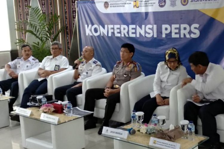 Konferensi pers PT Jasa Marga, BPTJ, dan Korlantas terkait penerapan ganjil genap di Bekasi, Kamis (8/3/2018)