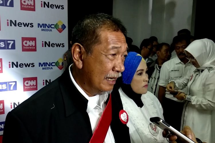 Deddy Mizwar bicara di awal debat Pilgub Jawa Barat, Senin (14/5/2018).