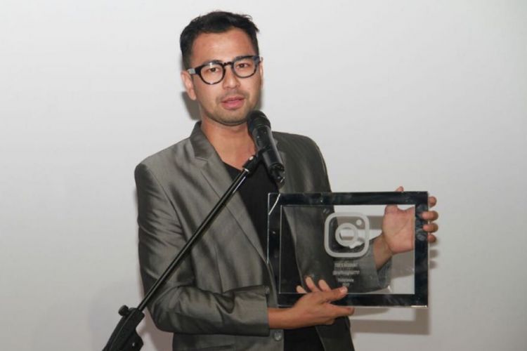 Raffi Ahmad menerima penghargaan dari Instagram di Ciputra Artpreneur, Jakarta Selatan, Rabu (26/7/2017) malam.