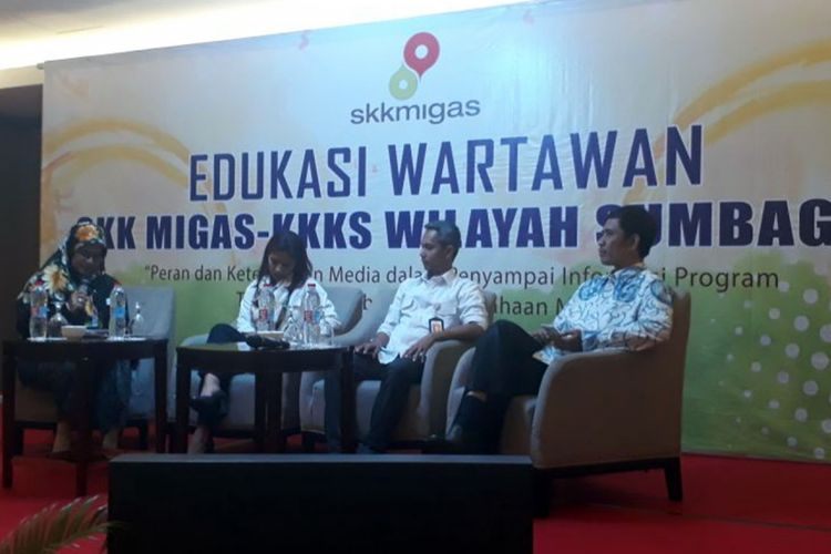 Sejumlah pembicara Edukasi Wartawan SKK Migas - K3S Wilayah Sumbagut. Dari kegiatan ini terungkap bahwa Indonesia tidak lagi kaya Minyak Bumi dan Gas. Bahkan, diketahui semakin krisis dan terus melakukan Impor dari luar untuk memenuhi kebutuhan pemakaian Gas di Indonesia.