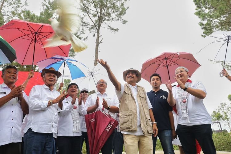 Peresmian pembukaan The Kaldera - Toba Nomadic Escape oleh Menteri Pariwisata, Arief Yahya, Sumatera Utara, Kamis (4/4/2019)