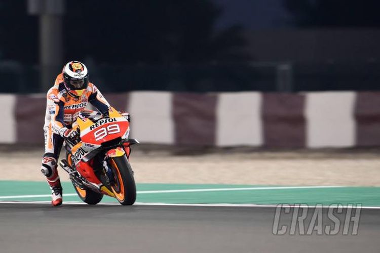 Lorenzo jalani tes MotoGP hari pertama di Qatar