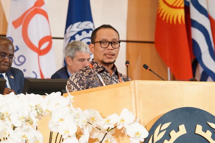 Menteri Ketenagakerjaan M. Hanif Dhakiri sebagai perwakilan Indonesia menyampaikan, deklarasi ini menuntut semua negara untuk memperkuat kerja sama dalam menghadapi tantangan kerja masa depan, Jumat (21/6/2019)