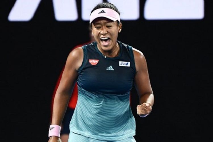 Petenis Jepang, Naomi Osaka, berselebrasi setelah mengalahkan Petra Kvitova (Ceko) pada laga final Australian Open 2019, Sabtu (26/1/2019).