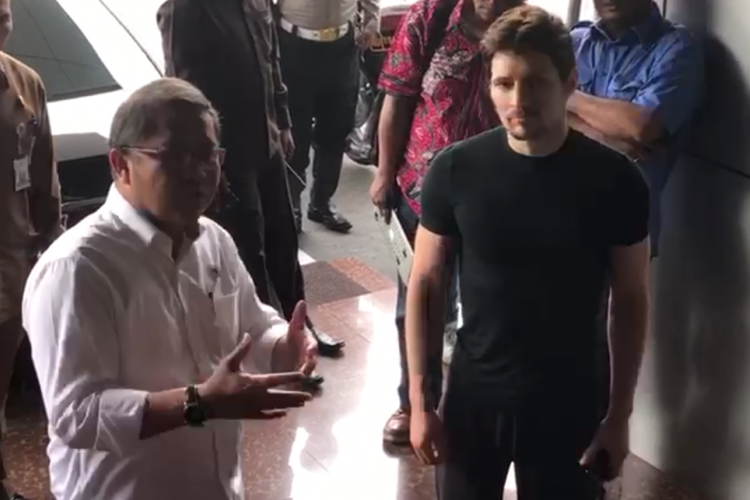 CEO Telegram Pavel Durov dan Menkominfo Rudiantara saat tiba di Gedung Kemenkominfo, Jalan Medan Merdeka Barat, Jakarta Pusat, Selasa (1/8/2017).