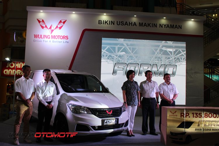 Wuling Formo resmi meluncur dengan harga 135,8 juta