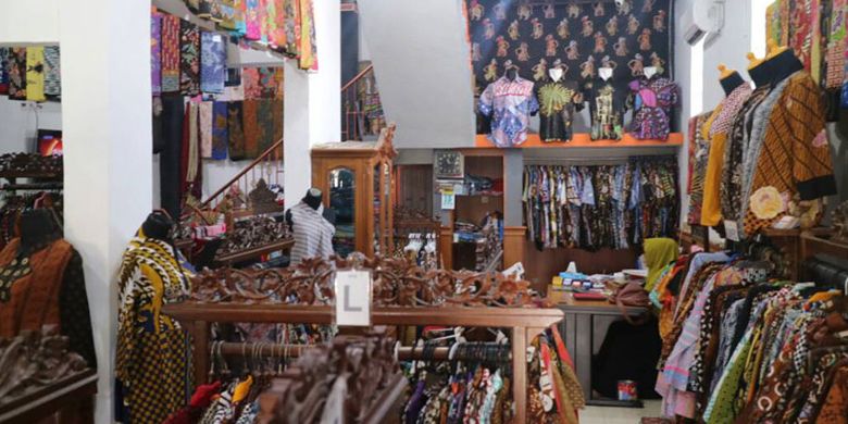 Serunya Belanja di Kampung Batik  Semarang  Kompas com