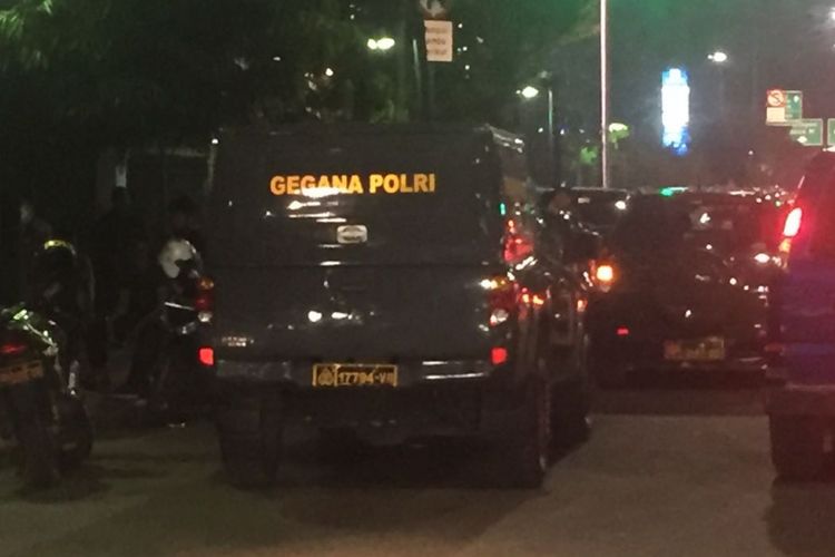 Mobil Gegana Polri di Mabes TNI AD, Jakarta, Senin (14/5/2018).