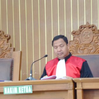 Hakim Kusno dalam sidang praperadilan yang diajukan Setya Novanto di PN Jaksel, Jumat (8/12/2017).