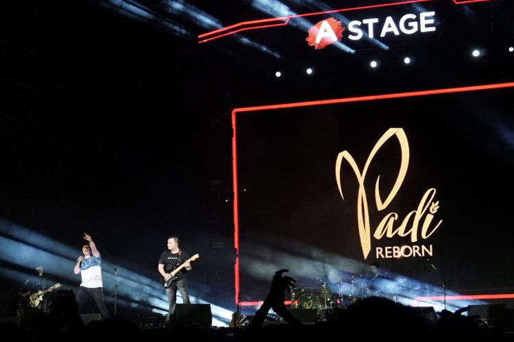 Band PADI Reborn tampil dalam Soundrenaline 2018, di Stage A, Taman Budaya Garuda Wisnu Kencana, Ungasan, Kuta Selatan, Badung, Bali, Sabtu (8/9/2018) malam. 