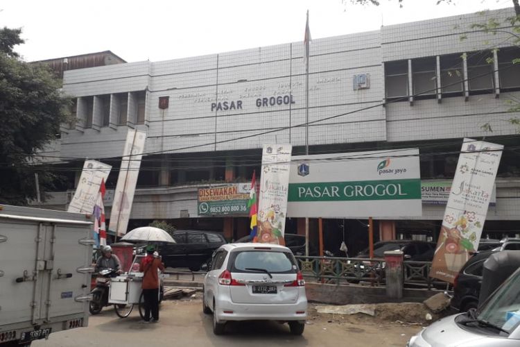 Pasar Grogol, Jalan Dr Mawardu Jaya, Jakarta Barat.