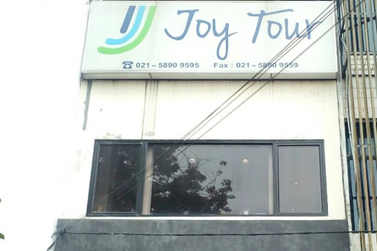Kantor Joy Tour di Jalan Meruya Ilir Raya, Kembangan, Jakarta Barat, Senin (24/7/2017).