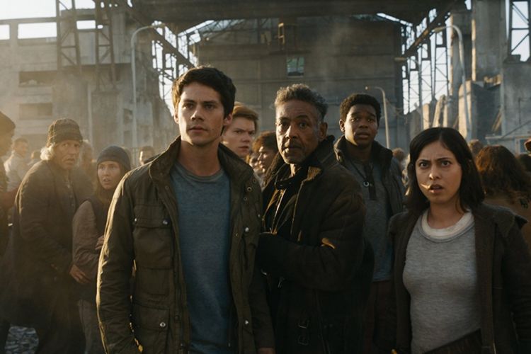 Giancarlo Esposito, Thomas Brodie-Sangster, Dexter Darden, Dylan OBrien, and Rosa Salazar bermain dalam Maze Runner: The Death Cure (2018)
