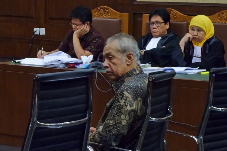 Anggota VII Badan Pemeriksa Keuangan (BPK) Eddy Mulyadi Soepardi di Pengadilan Tipikor Jakarta, Rabu (27/9/2017).