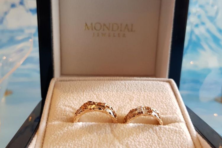 Cincin pernikahan seri elemen Water kolaborasi Miss Mondial x Tex Saverio