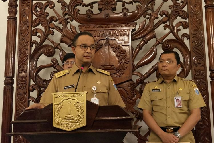 Gubernur DKI Jakarta Anies Baswedan di Balai Kota DKI Jakarta, Jalan Medan Merdeka Selatan, Senin (15/1/2018).