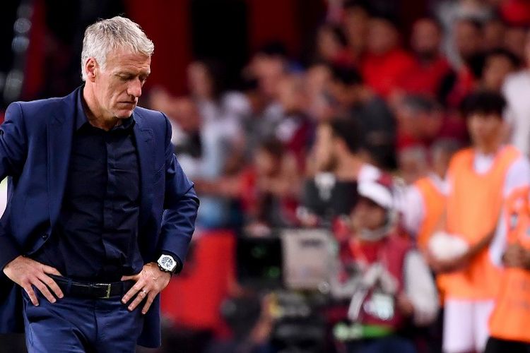 Ekspresi pelatih tim nasional Perancis, Didier Deschamps, saat laga kualifikasi Euro 2020 di Stadion Buyuksehir Belediyesi, Konya, Sabtu (8/6/2019).