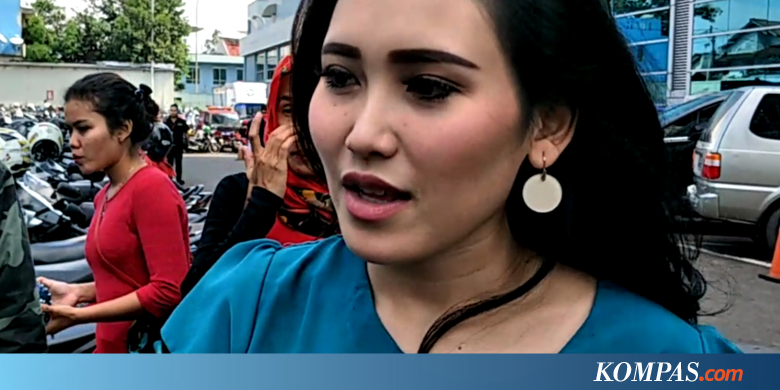 This Is Ayu Ting Ting S Reaction When He Was Interviewed About Him And Raffi Ahmad On Vlog Boy William