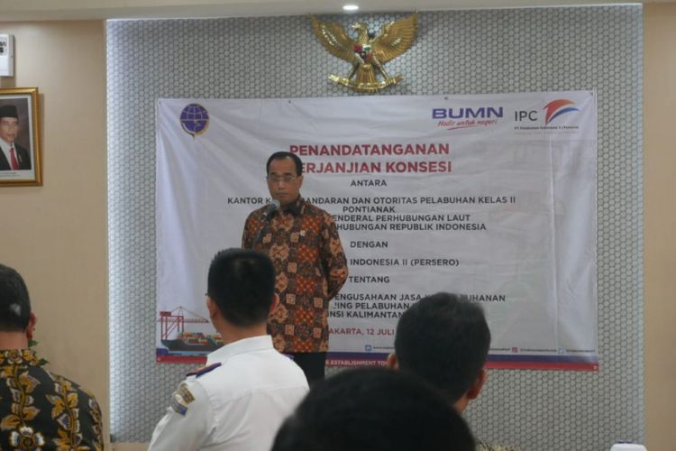 Menteri Perhubungan Budi Karya Sumadi di Kantornya, Kamis (12/7/2018).