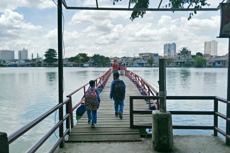 Situ Rawa Besar Lio, Pancoran Mas, Depok, Jumat (22/3/2019).