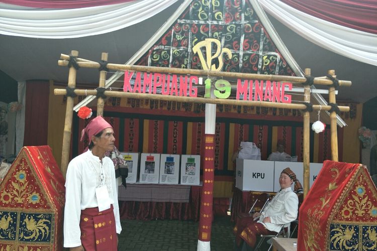 Tps unik di Depok Jaya, Pancoran Mas, Depok, Rabu (17/4/2019).