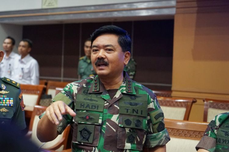 Panglima TNI Marsekal Hadi Tjahjanto di Gedung Nusantara II, Kompleks Parlemen, Senayan, Jakarta, Kamis (24/5/2018) malam.