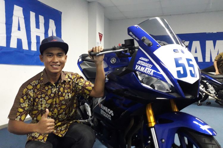 Pebalap binaan Yamaha Indonesia, Galang Hendra Pratama saat ditemui di sela acara peluncuran tim Yamaha Indonesia, di Jakarta, Jumat (1/3/2019).