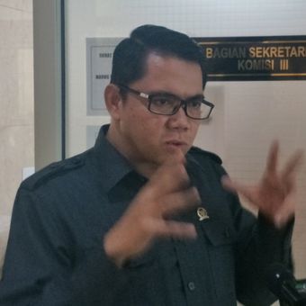 Anggota Komisi III DPR RI Arteria Dahlan saat ditemui di Kompleks Parlemen, Senayan, Jakarta, Kamis (15/3/2018).