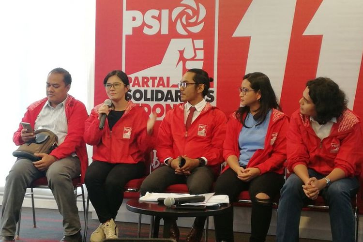 Pegiat Parenting dari Komunitas Keluarga Kita sekaligus Bacaleg PSI Milly Ratudian dalam diskusi publik Hari Perempuan Internasional di DPP PSI, Jakarta, Kamis (8/3/2018).
